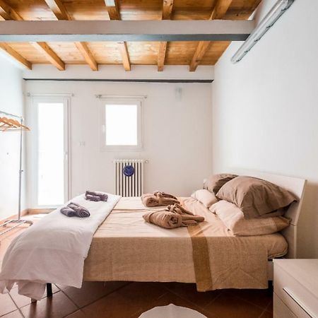 Whouse Suite Apartment Mirasole Bologna Esterno foto