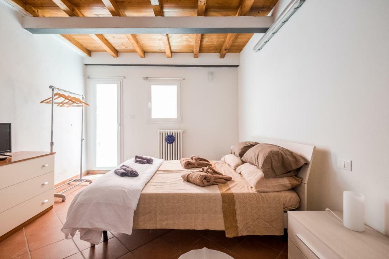 Whouse Suite Apartment Mirasole Bologna Esterno foto
