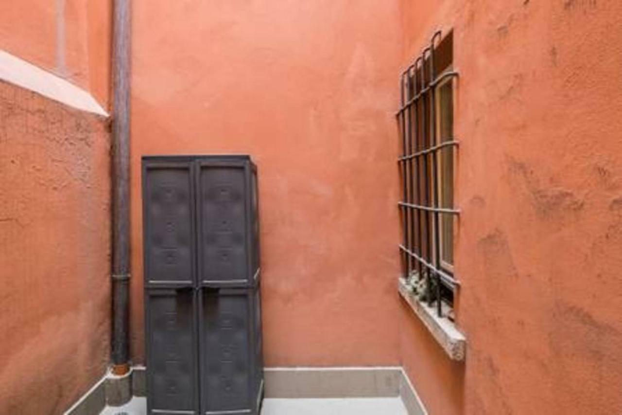 Whouse Suite Apartment Mirasole Bologna Esterno foto